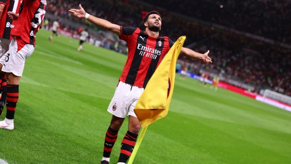 Milan, il bis a San Siro arriva con Ramos e un autogol: Venezia piegato 2-0
