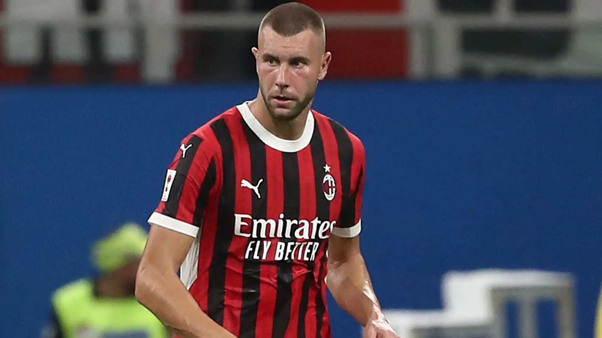Pavlovic con la maglia del Milan