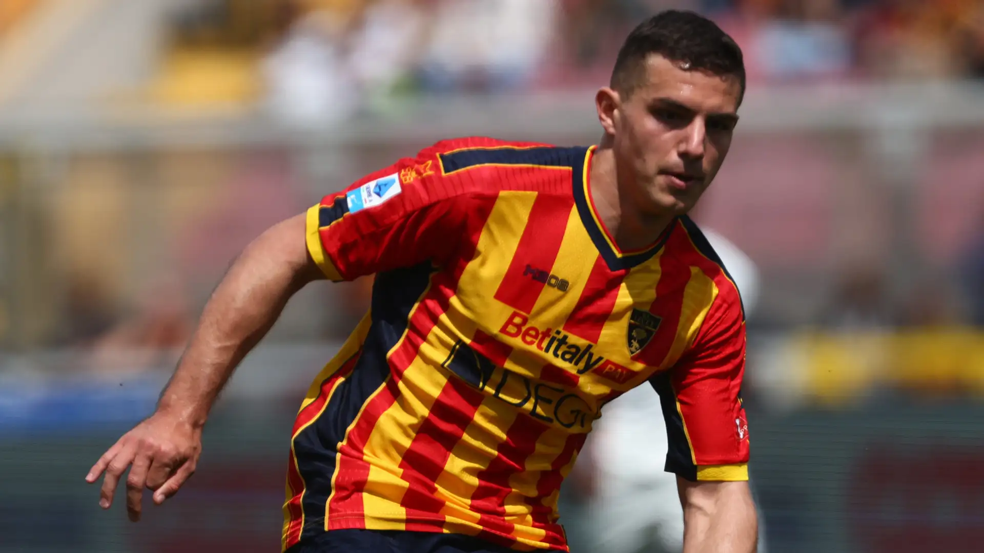 Krstovic con la maglia del Lecce