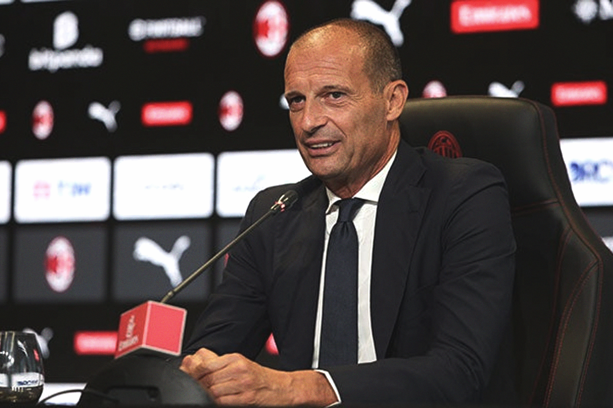 Allegri in conferenza stampa con il Milan