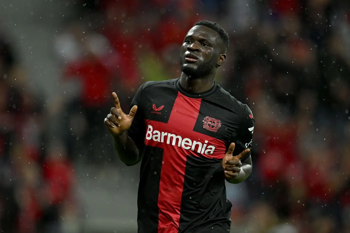 Boniface con la maglia del Bayer Leverkusen