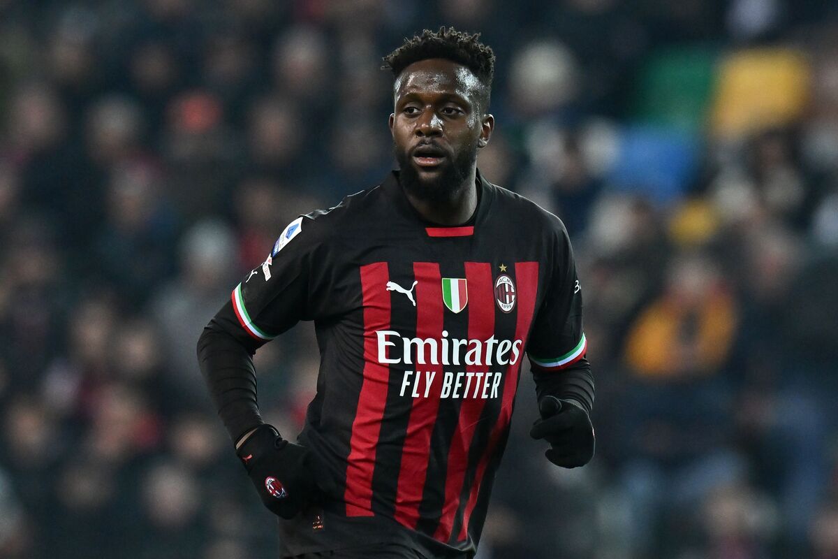 Origi con la maglia del Milan