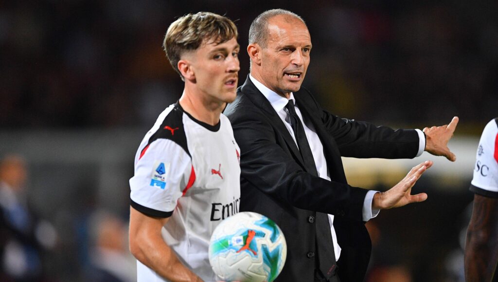 Saelemaekers ed il tecnico Max Allegri durante Lecce-Milan