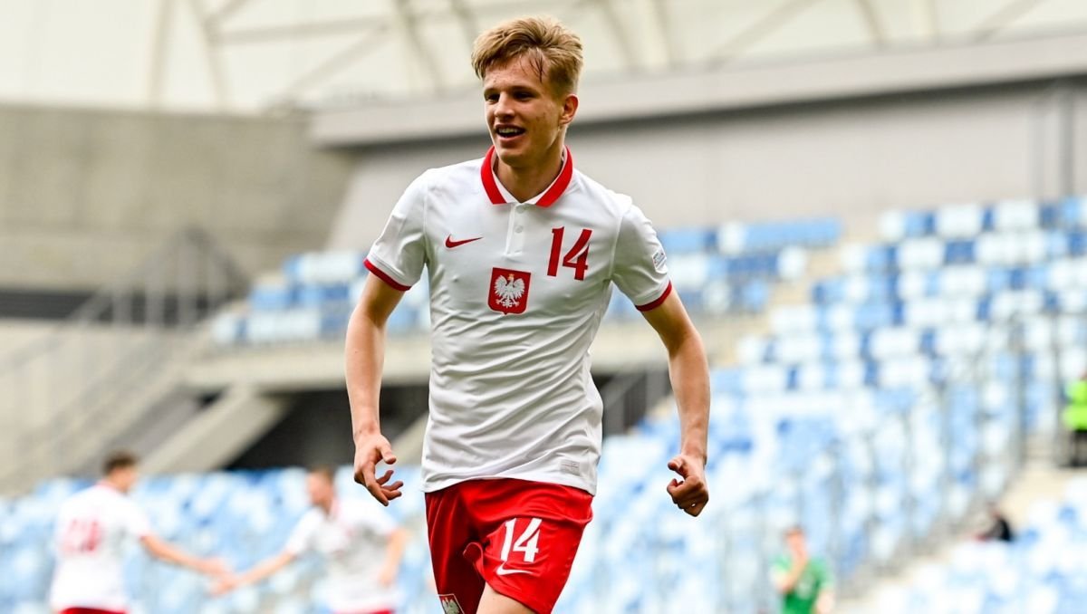 Milan, addio a Skoczylas: il giovane trequartista torna in Polonia al Cracovia Milan, addio a Skoczylas: il giovane trequartista torna in Polonia al Cracovia