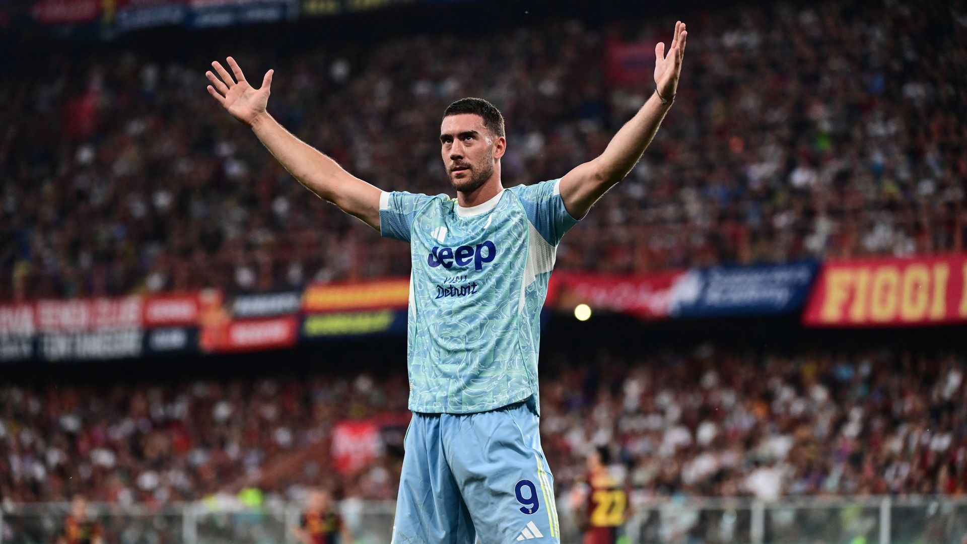 Milan, Vlahovic resta un obiettivo: il serbo apre all’Inter ma i rossoneri osservano Milan, Vlahovic resta un obiettivo: il serbo apre all’Inter ma i rossoneri osservano