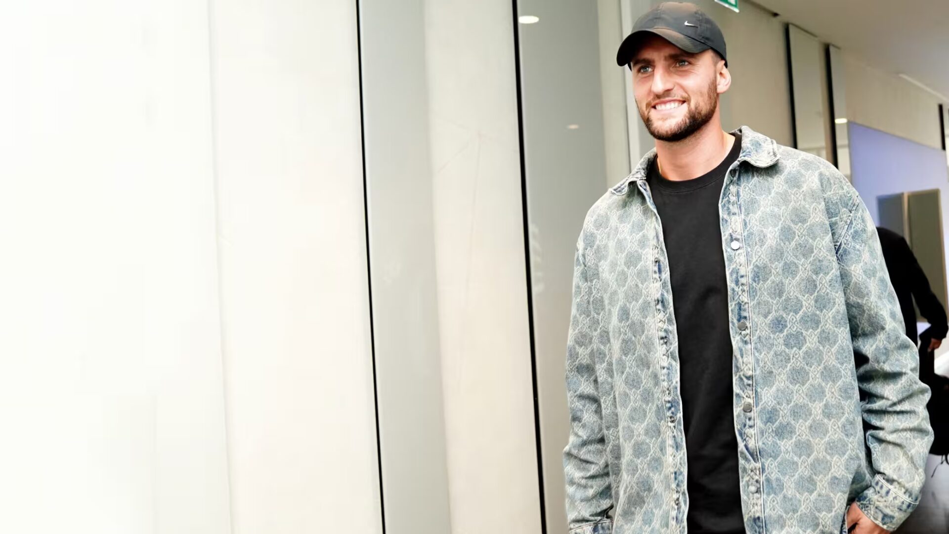 Adrien Rabiot si presenta al Milan