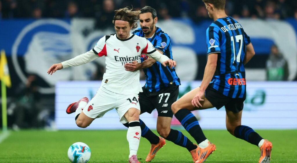 Modric in azione in Atalanta-Milan