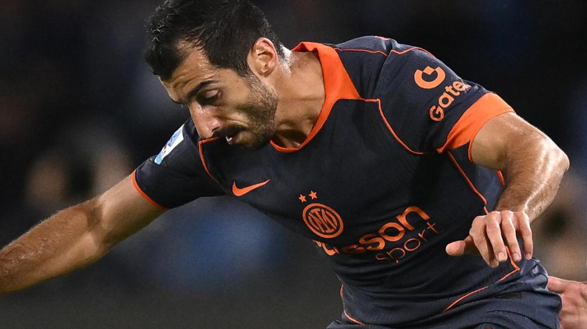 Inter, paura per Mkhitaryan: lesione muscolare e derby col Milan a rischio Inter, paura per Mkhitaryan: lesione muscolare e derby col Milan a rischio
