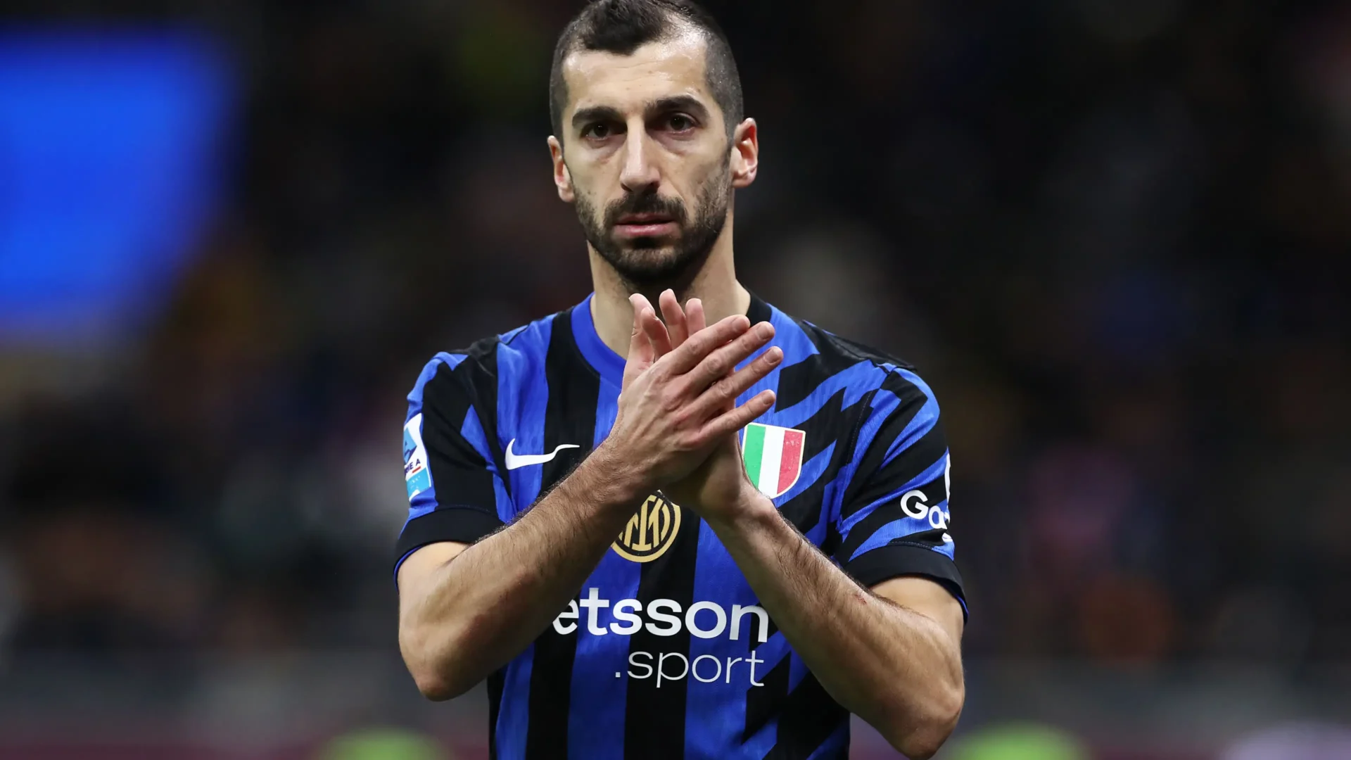 Mkhitaryan con la maglia dell'Inter