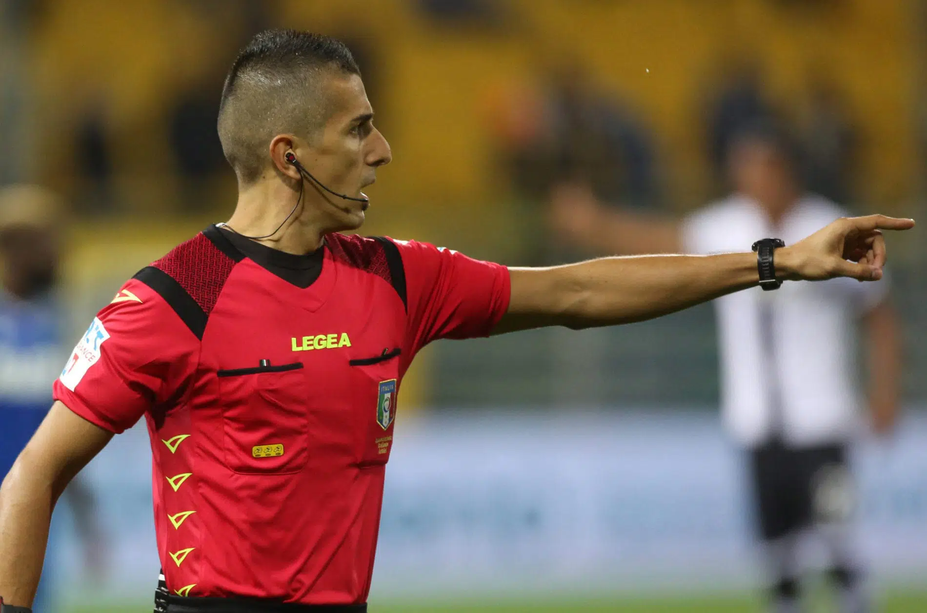 Arbitro Milan Fiorentina: designato Marinelli per la sfida di San Siro. Ecco la squadra completa Arbitro Milan Fiorentina: designato Marinelli per la sfida di San Siro. Ecco la squadra completa