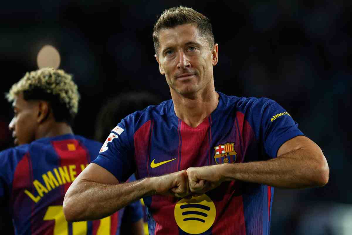 Calciomercato Milan, suggestione Lewandowski per l’attacco: ostacolo ingaggio e futuro ancora incerto Calciomercato Milan, suggestione Lewandowski per l’attacco: ostacolo ingaggio e futuro ancora incerto