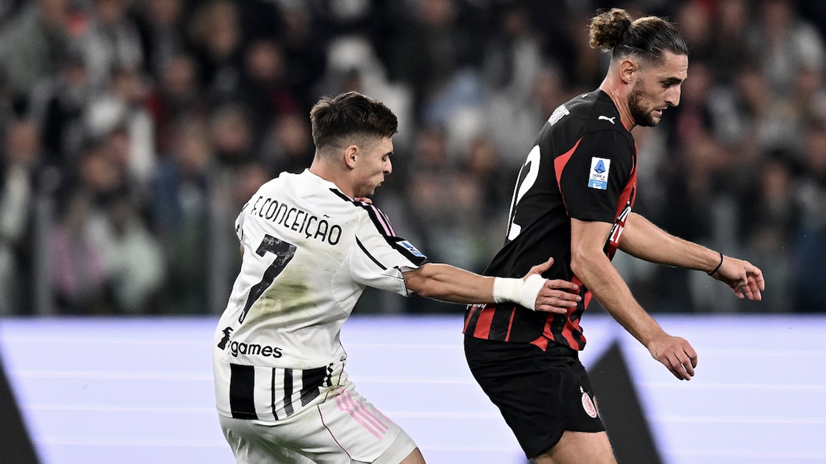 Rabiot in azione durante Juventus-Milan