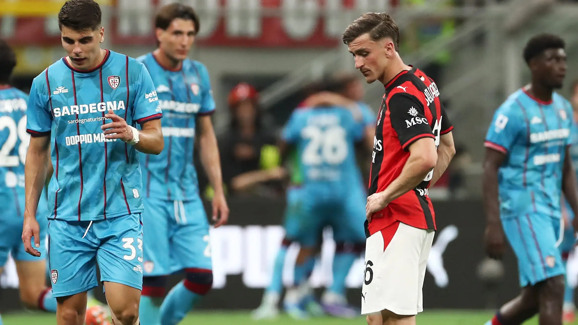 il milan sprofonda contro il cagliari e dice addio alla champions league esplode la rabbia di san siro da Milanzone.it il milan sprofonda contro il cagliari e dice addio alla champions league esplode la rabbia di san siro